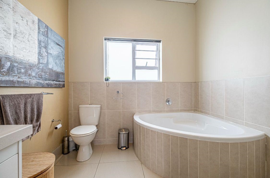3 Bedroom Property for Sale in Westbrook Eastern Cape